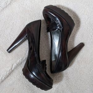 Guess Pumps